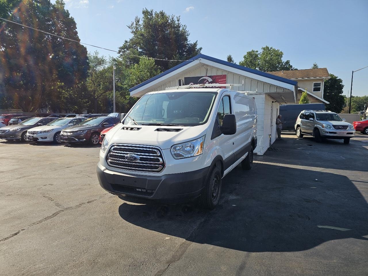 Ford Transit 250 Van Low Roof 60/40 Pass.130-in. WB 2018