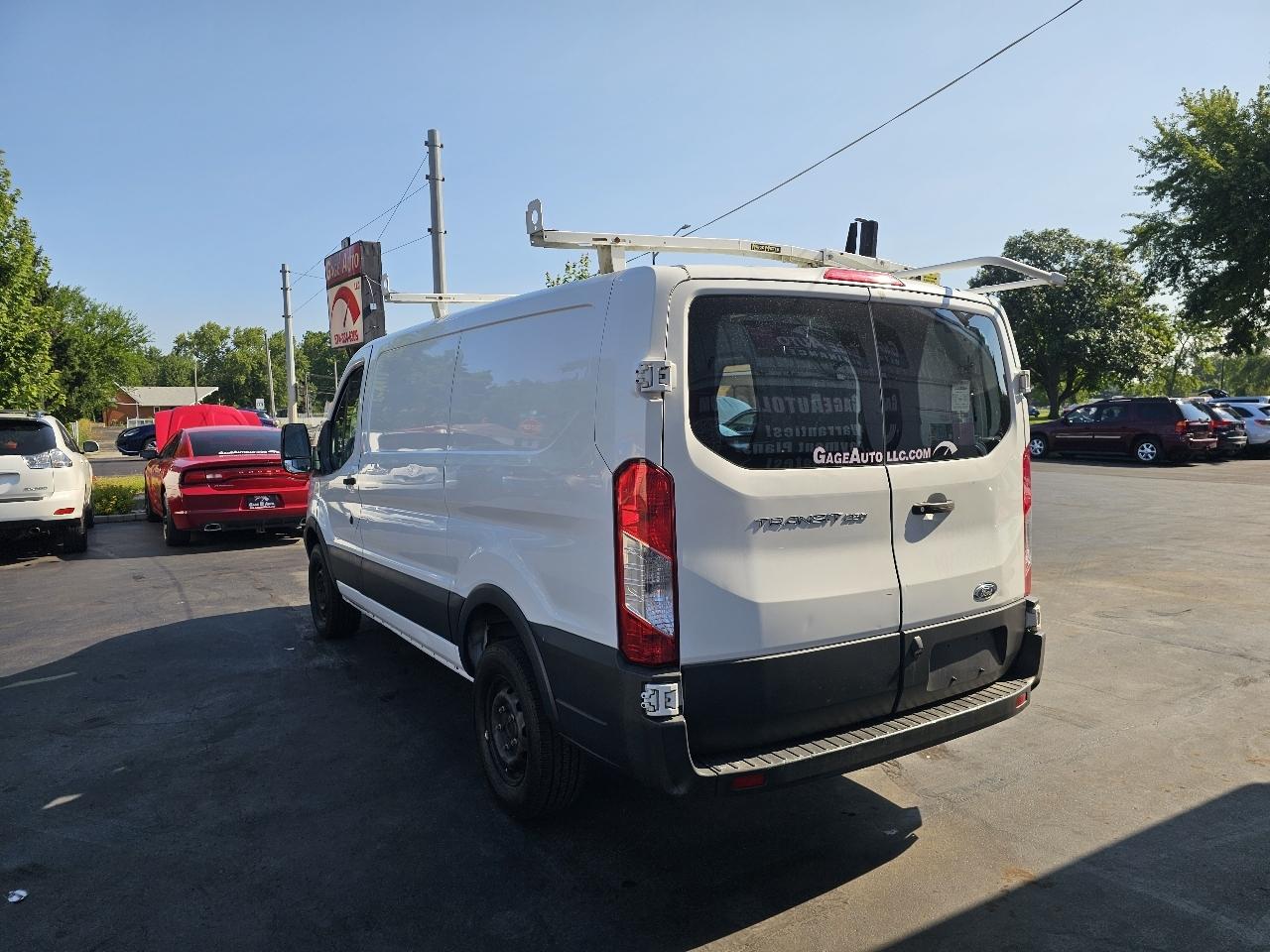 Ford Transit 250 Van Low Roof 60/40 Pass.130-in. WB 2018