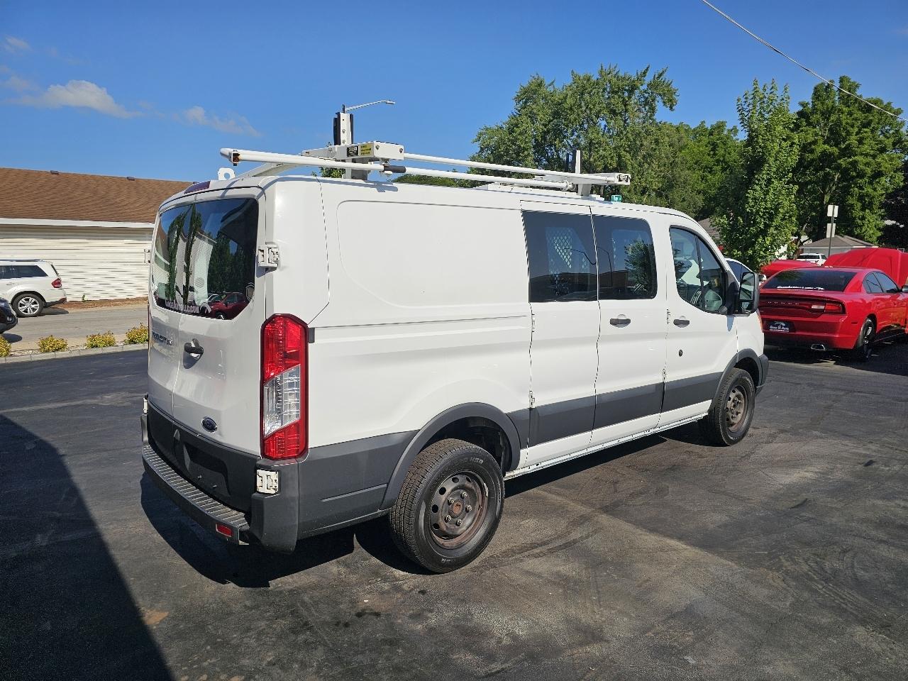 Ford Transit 250 Van Low Roof 60/40 Pass.130-in. WB 2018