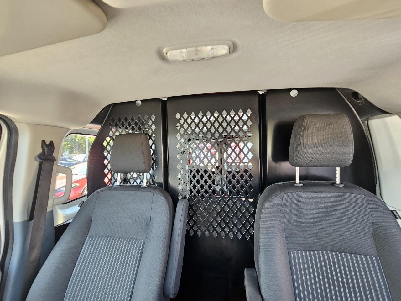 Ford Transit 250 Van Low Roof 60/40 Pass.130-in. WB 2018