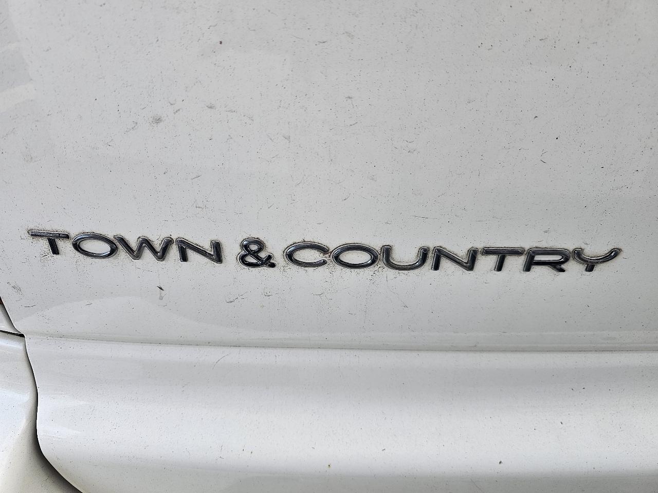 Chrysler Town & Country LX 2007