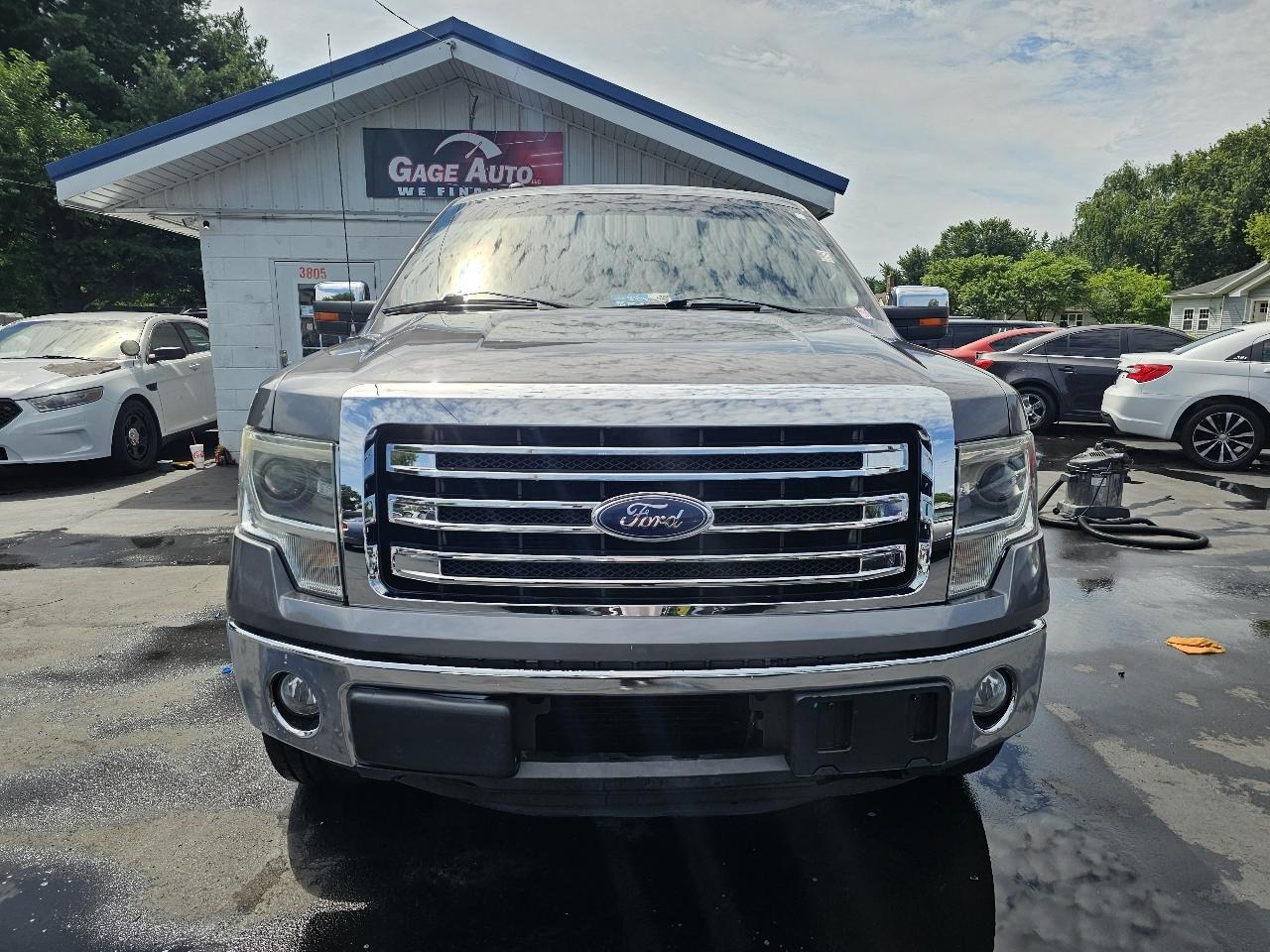 Ford F-150 XL SuperCrew 5.5-ft. Bed 4WD 2013