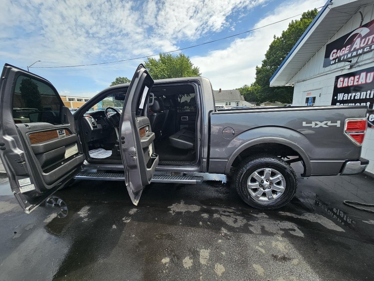 Ford F-150 XL SuperCrew 5.5-ft. Bed 4WD 2013