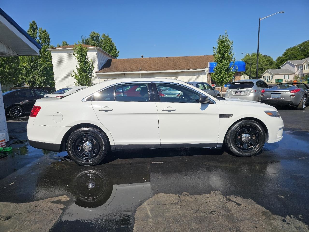 Ford Taurus Police AWD 2016