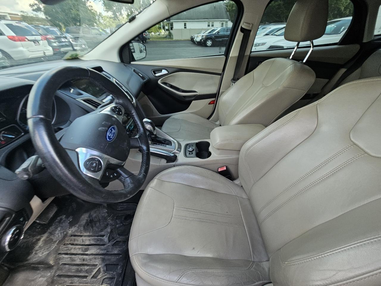 Ford Focus SEL 2012
