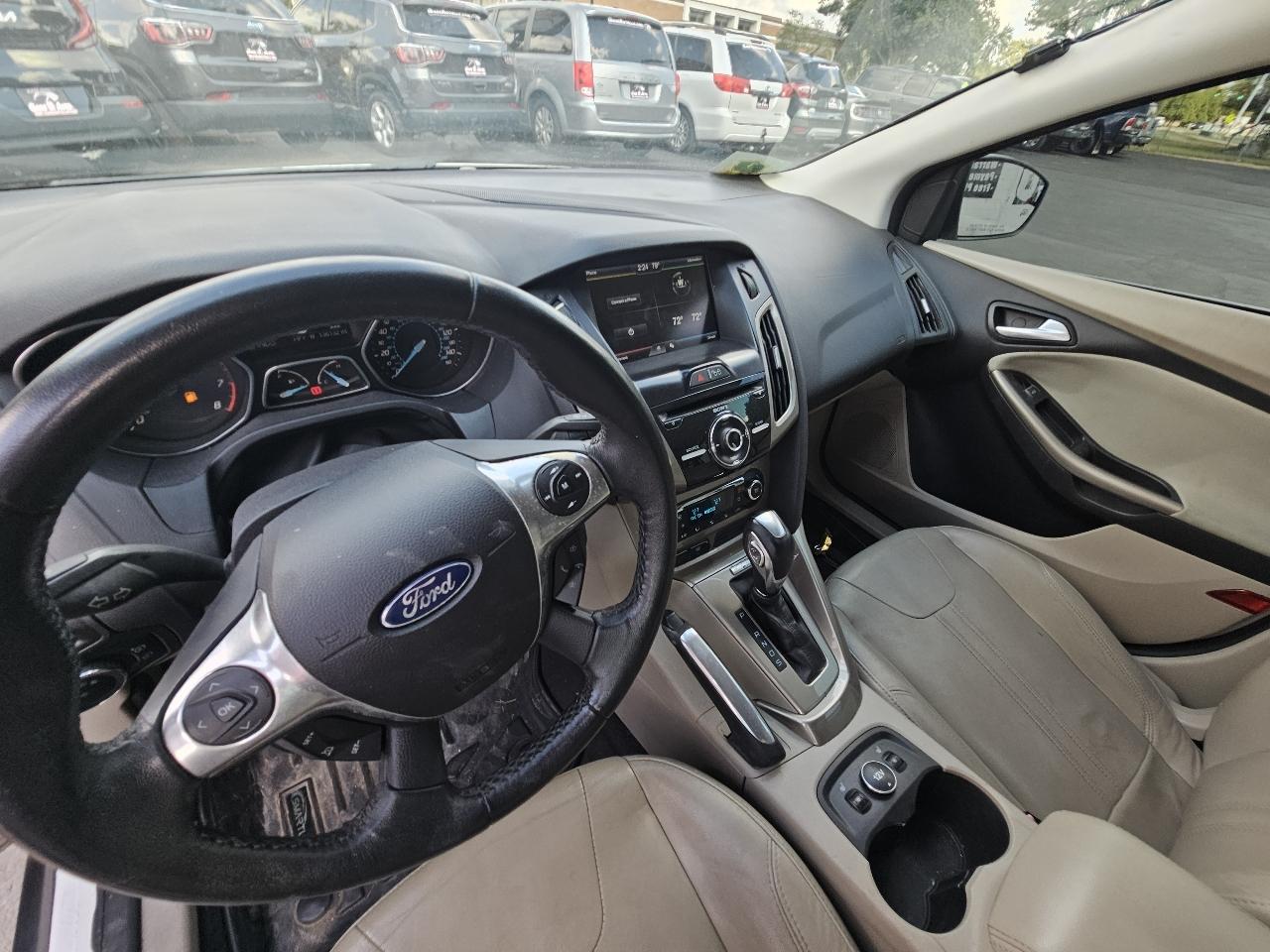 Ford Focus SEL 2012