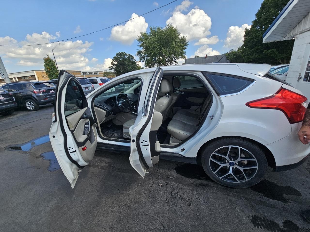 Ford Focus SEL 2012