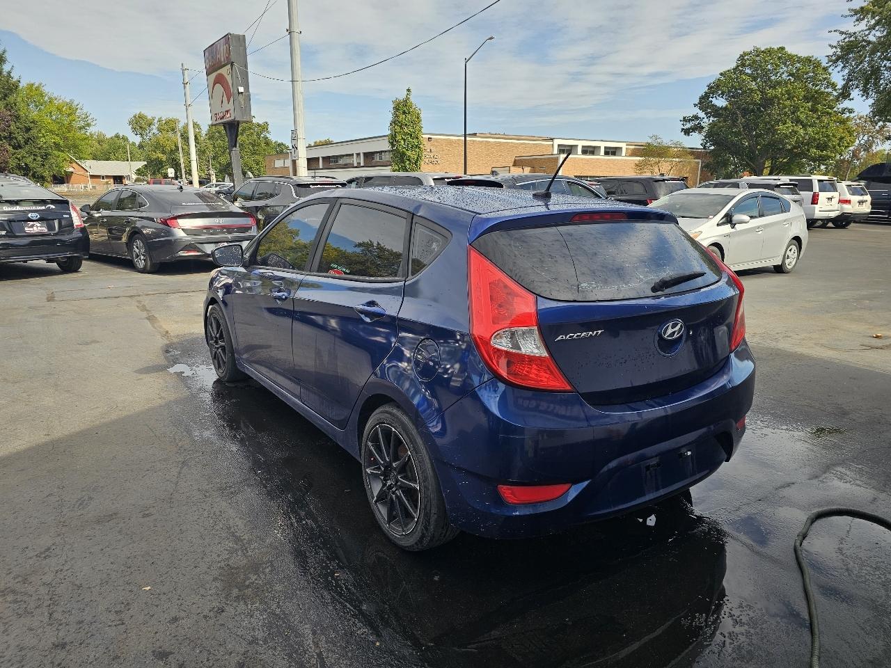 Hyundai Accent GS 5-Door 6A 2015