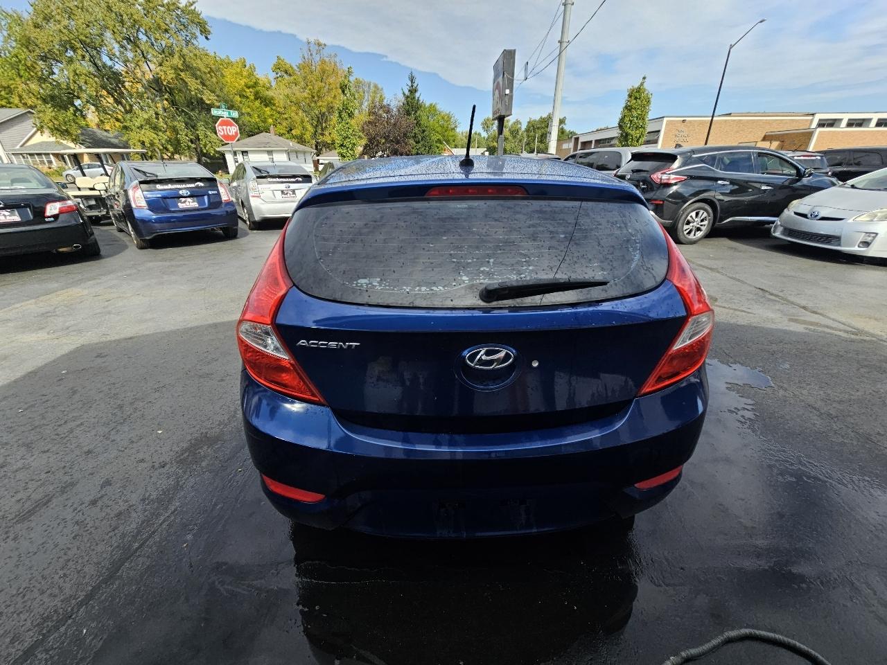 Hyundai Accent GS 5-Door 6A 2015
