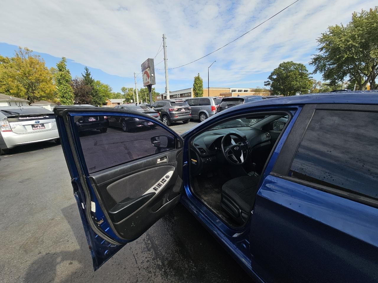 Hyundai Accent GS 5-Door 6A 2015