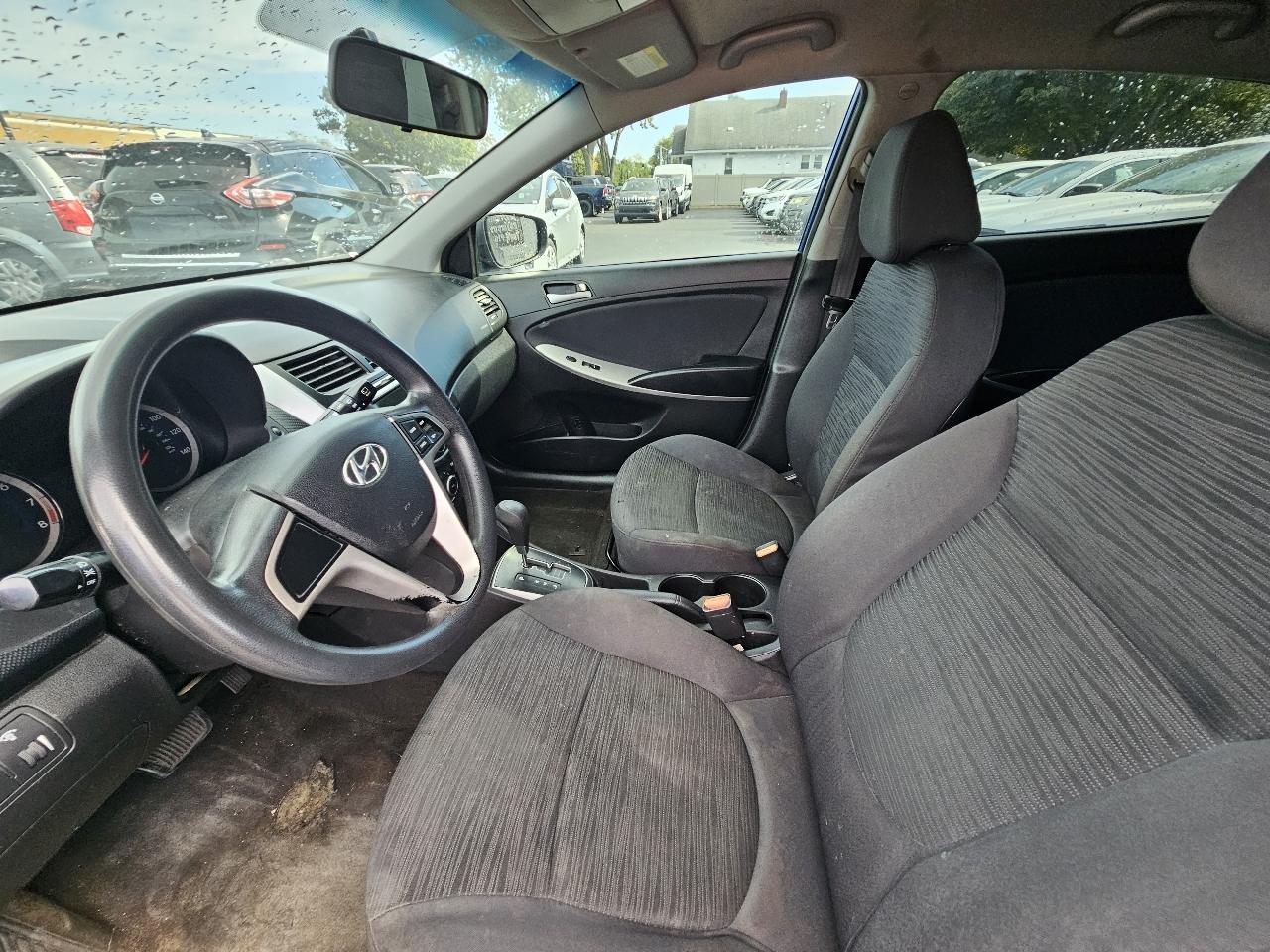 Hyundai Accent GS 5-Door 6A 2015