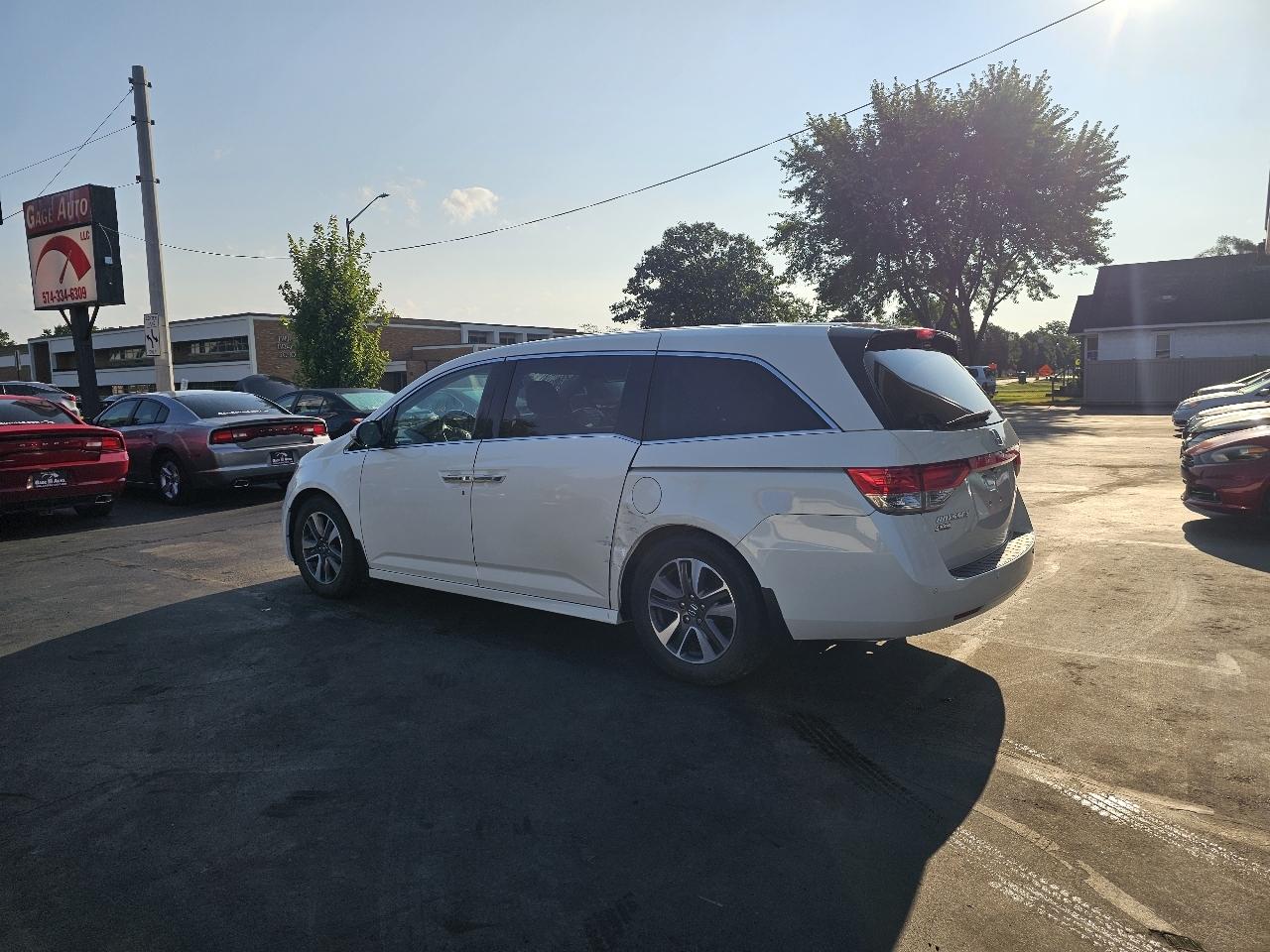 Honda Odyssey Touring 2015