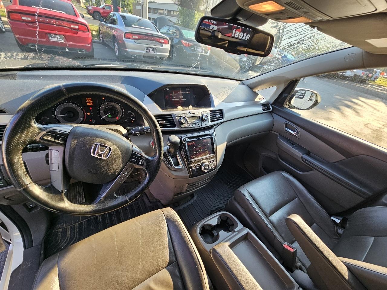 Honda Odyssey Touring 2015