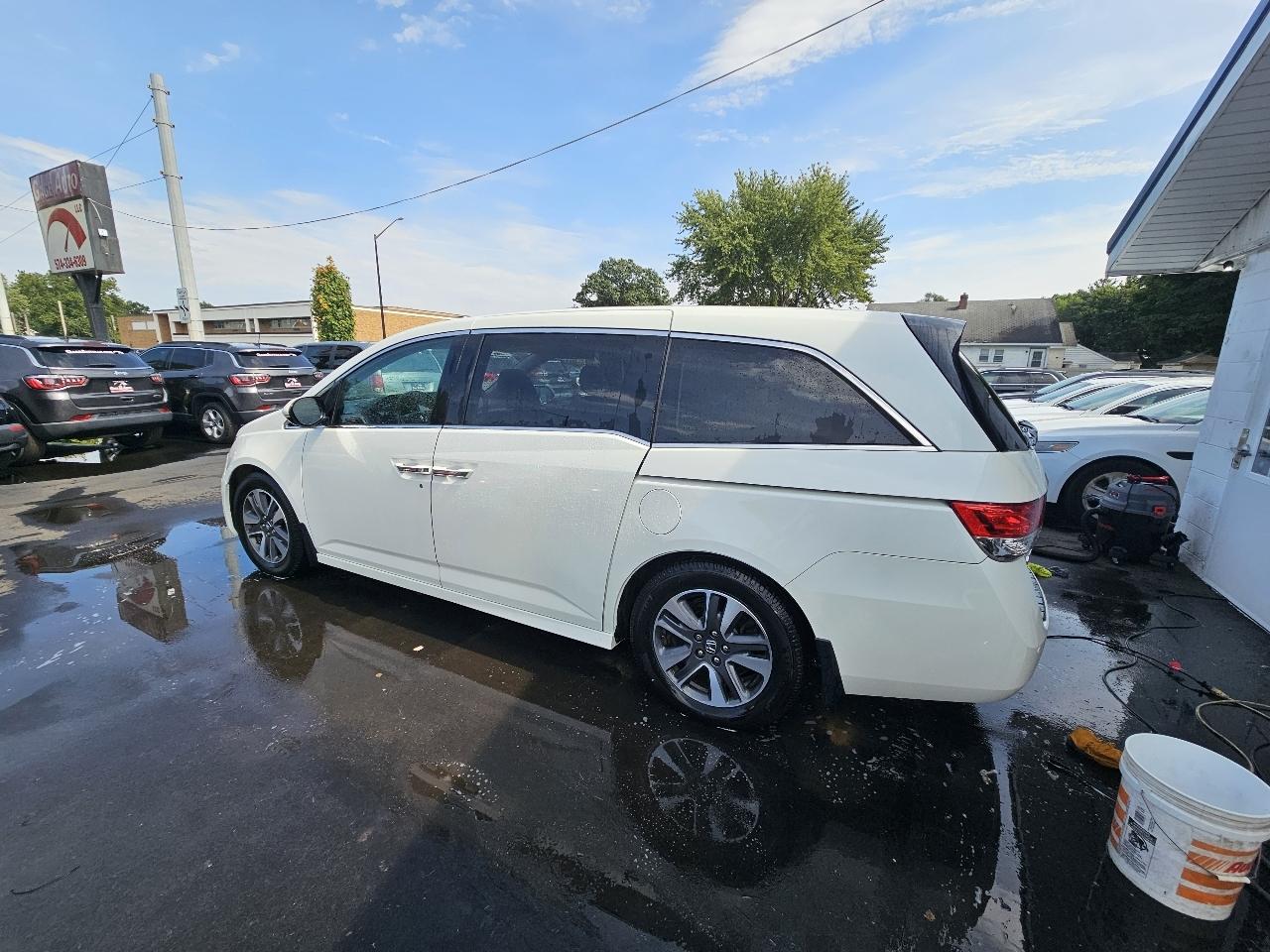 Honda Odyssey Touring 2015