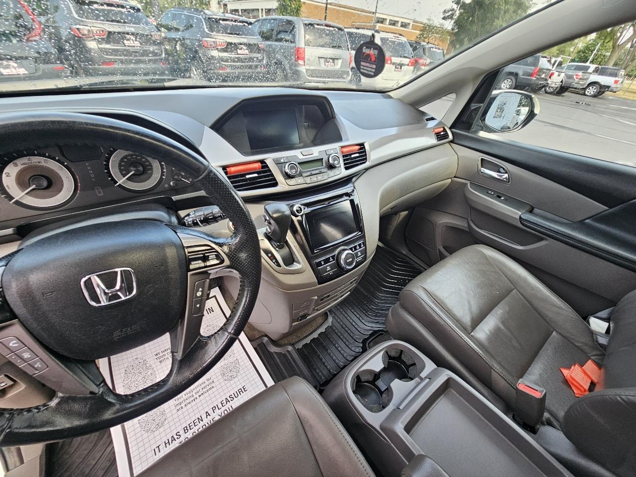 Honda Odyssey Touring 2015