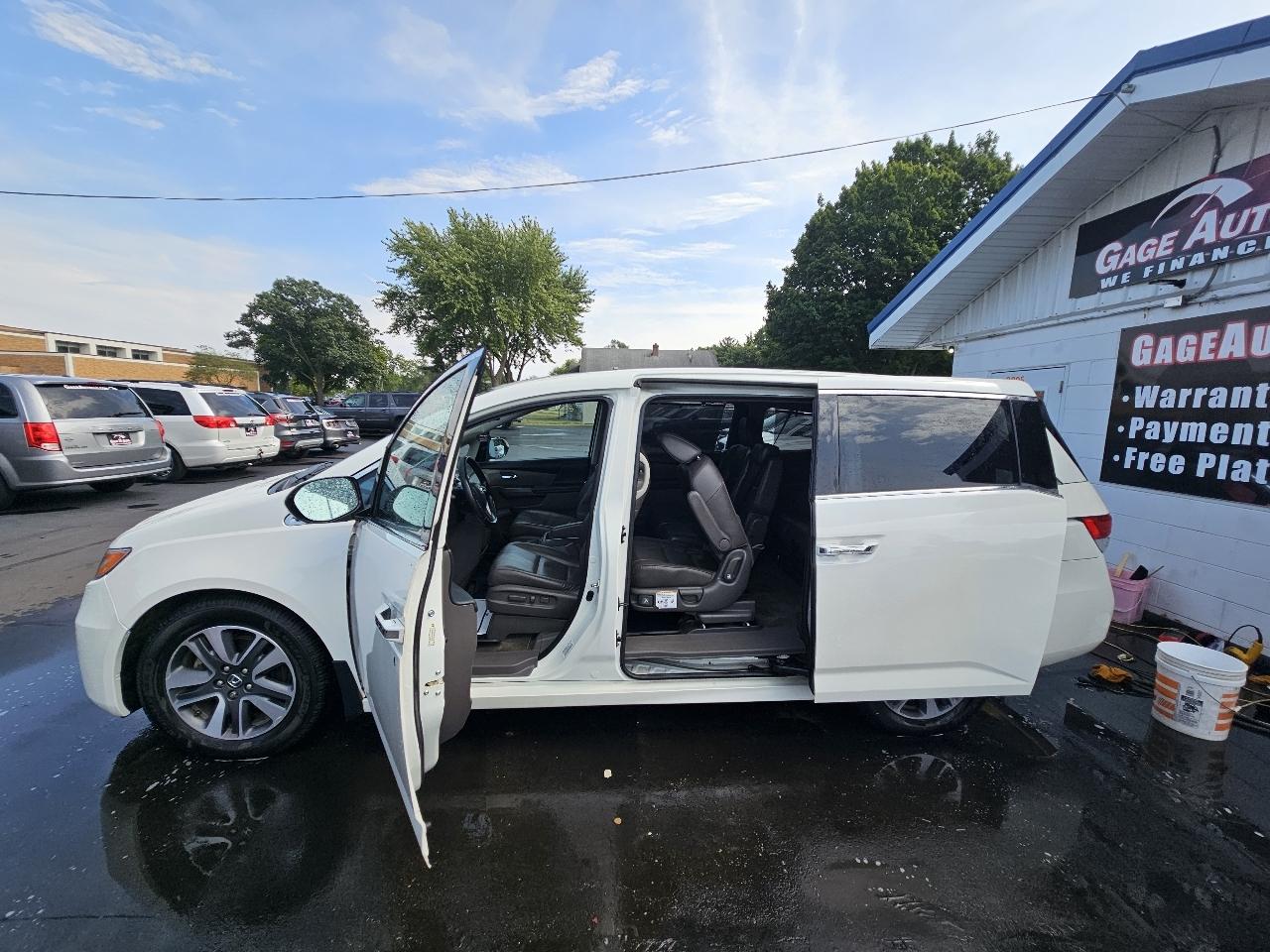 Honda Odyssey Touring 2015