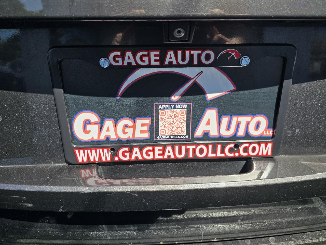 GMC Yukon XL SLT-1 1/2 Ton 4WD 2010