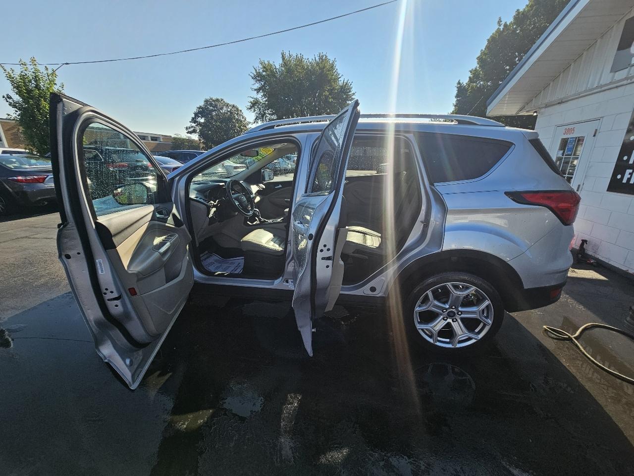 Ford Escape Titanium 4WD 2019