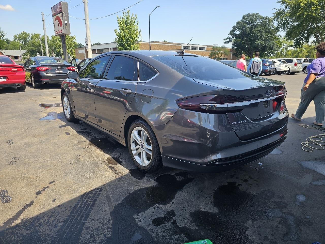 Ford Fusion Hybrid SE 2018