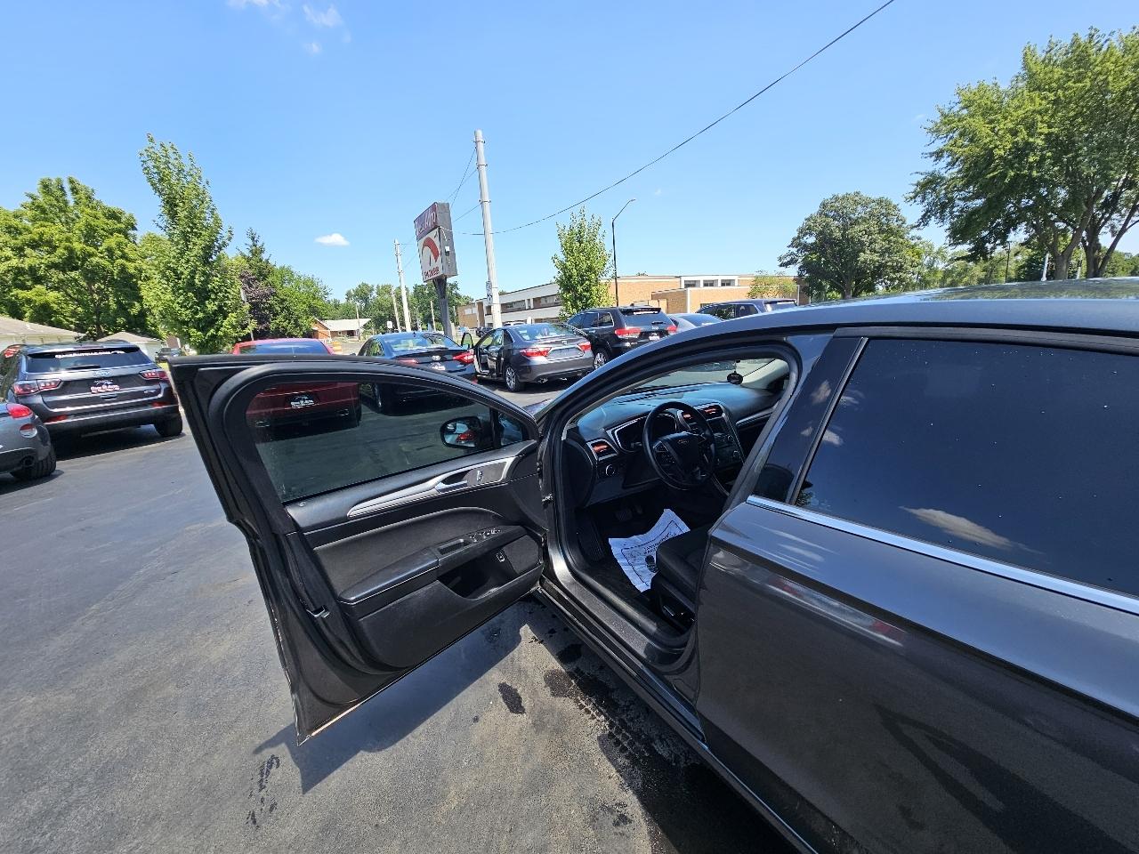 Ford Fusion Hybrid SE 2018