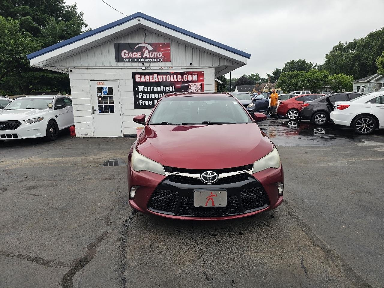 Toyota Camry LE 2017