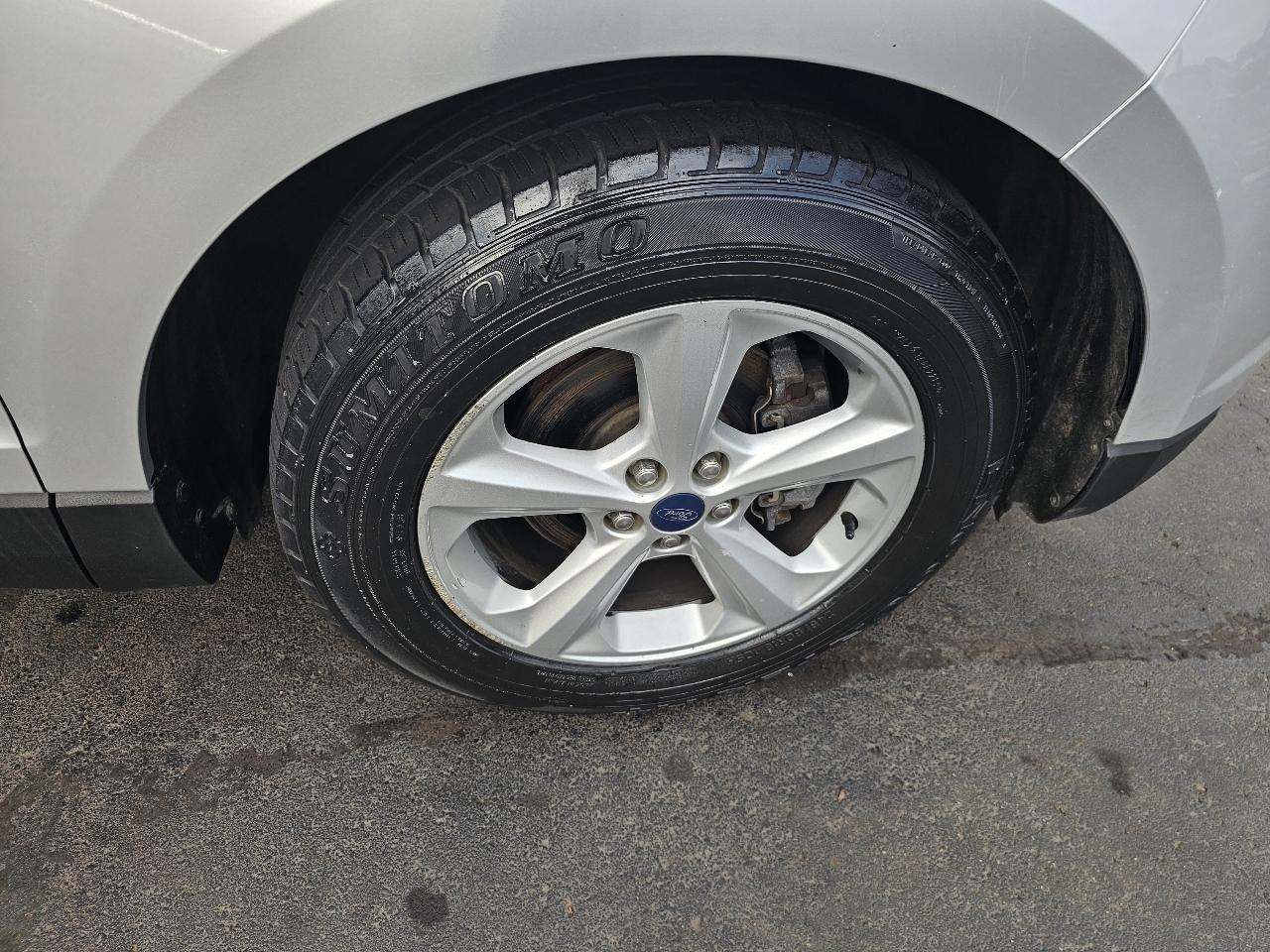 Ford Edge SE FWD 2015