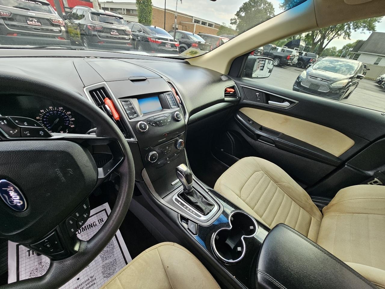 Ford Edge SE FWD 2015