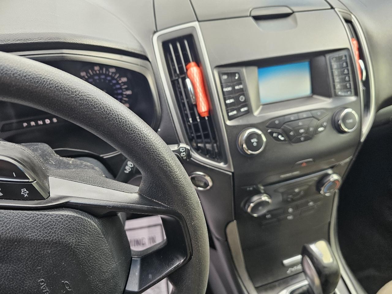 Ford Edge SE FWD 2015