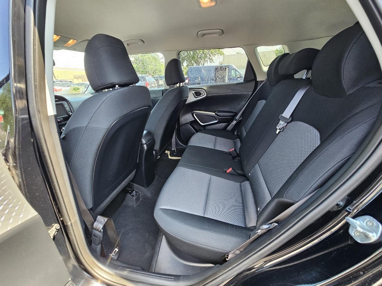 Kia Soul LX CVT 2022