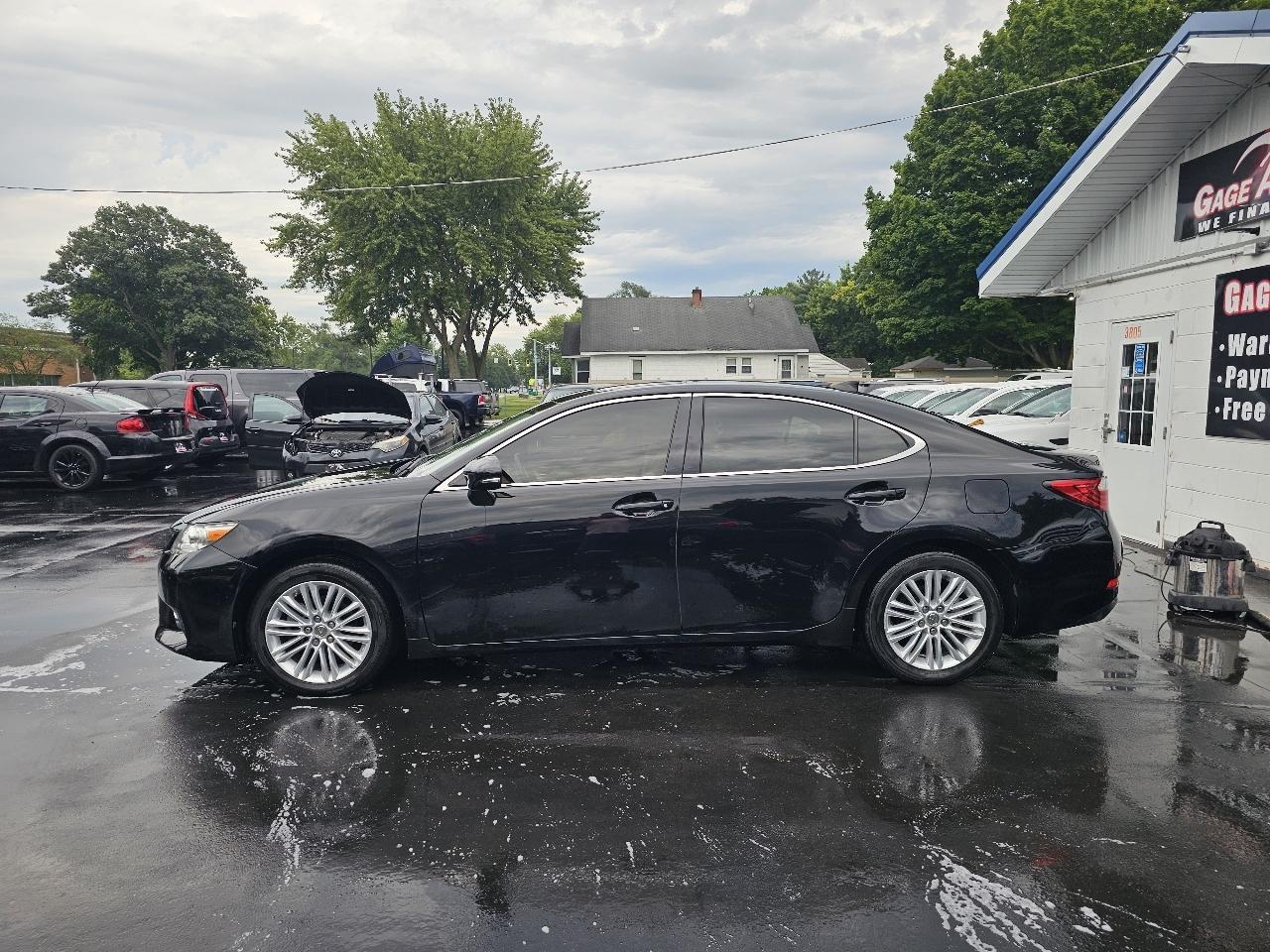 Lexus ES 350 Sedan 2015