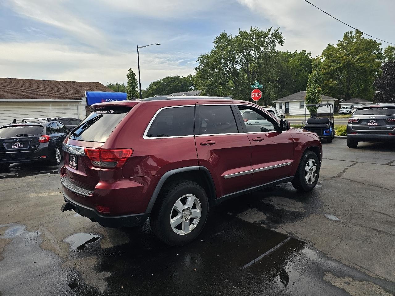 Jeep Grand Cherokee Laredo 4WD 2012