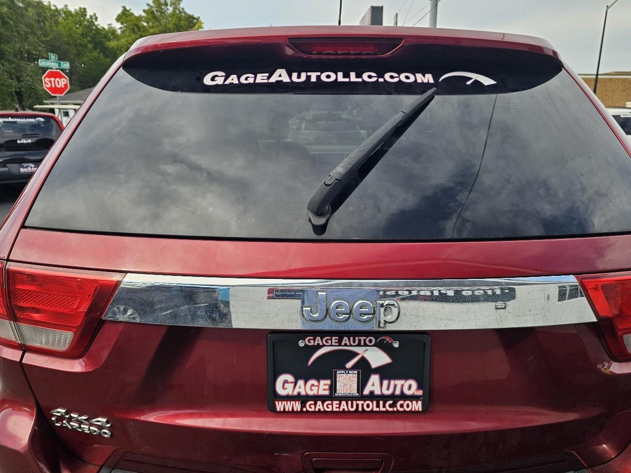Jeep Grand Cherokee Laredo 4WD 2012