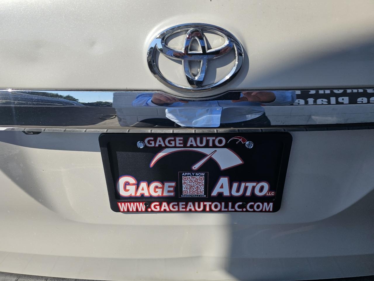 Toyota Sienna XLE FWD 2008