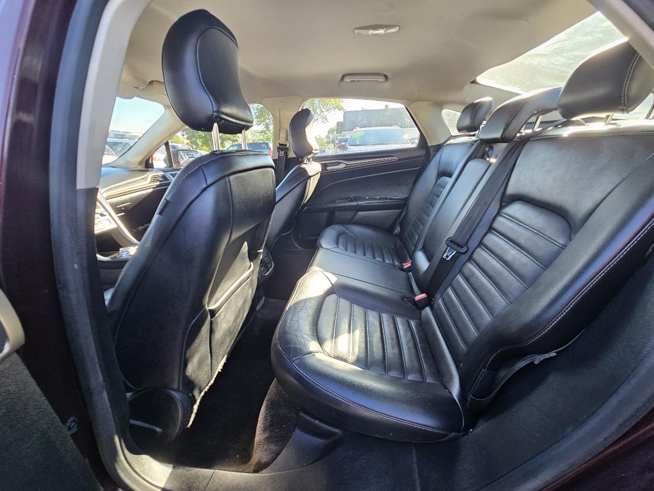 Ford Fusion SE 2017