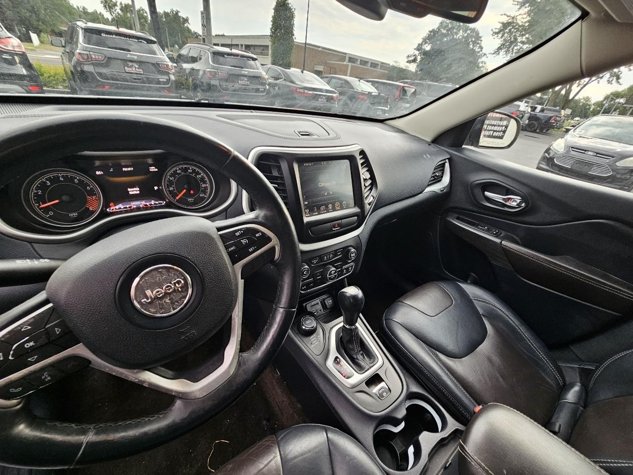 Jeep Cherokee Limited 4WD 2015