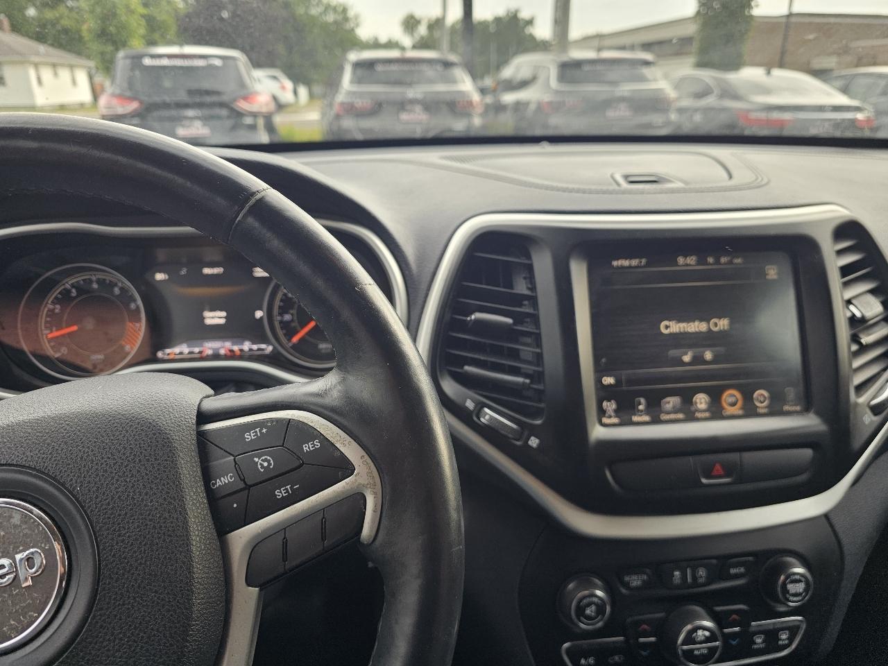Jeep Cherokee Limited 4WD 2015