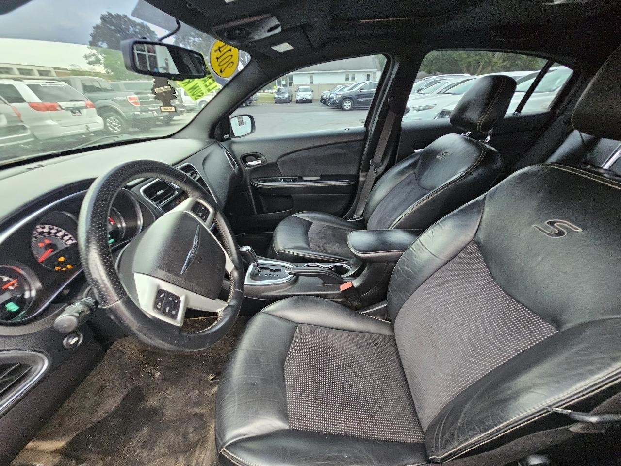 Chrysler 200 Limited 2014
