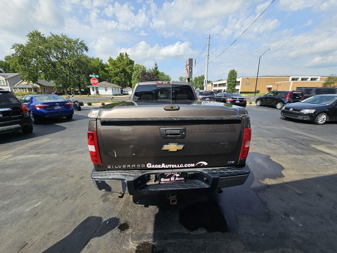 Chevrolet Silverado 1500 Work Truck Ext. Cab Std. Box 4WD 2008