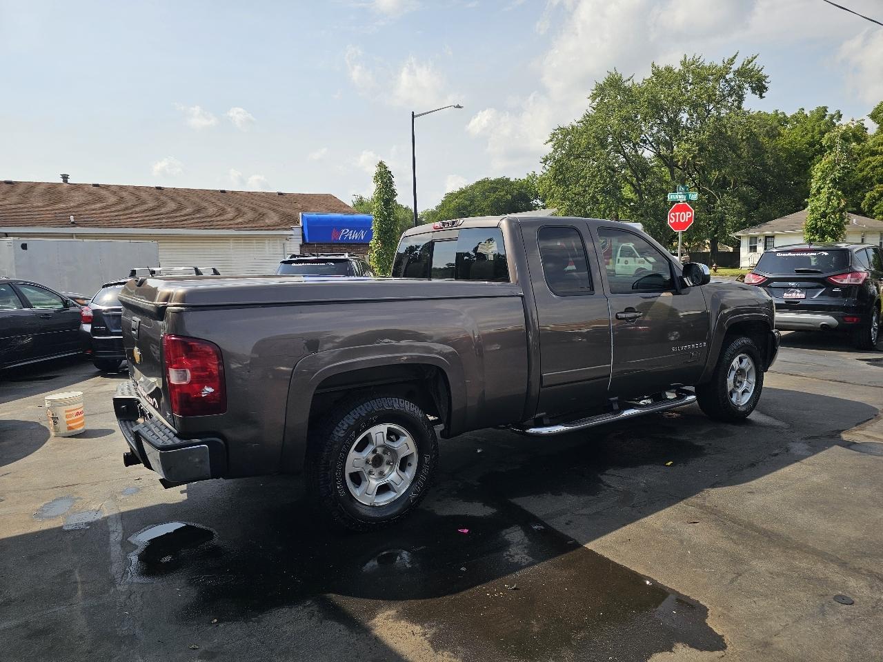 Chevrolet Silverado 1500 Work Truck Ext. Cab Std. Box 4WD 2008