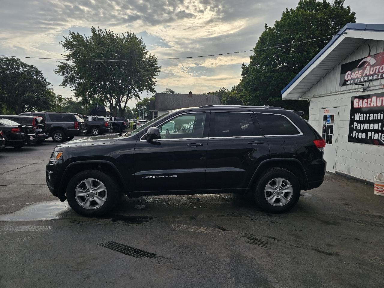 Jeep Grand Cherokee Laredo 4WD 2016