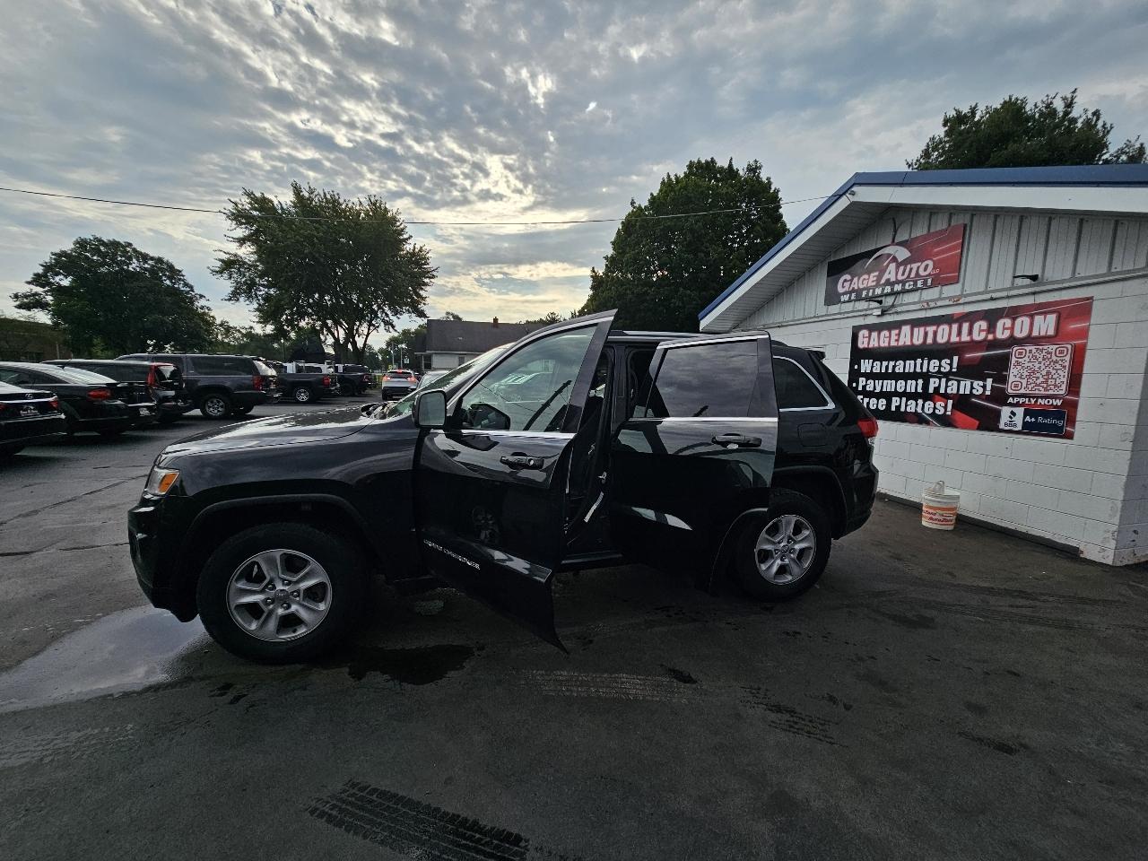 Jeep Grand Cherokee Laredo 4WD 2016