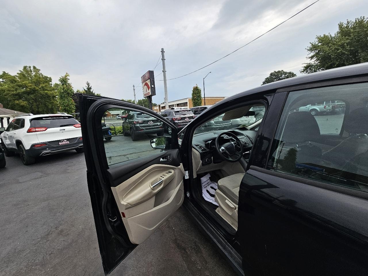 Ford C-Max Hybrid SE 2014