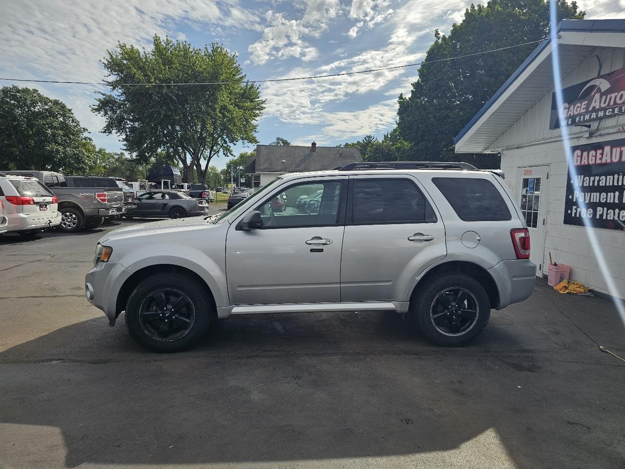 Ford Escape XLT FWD 2012