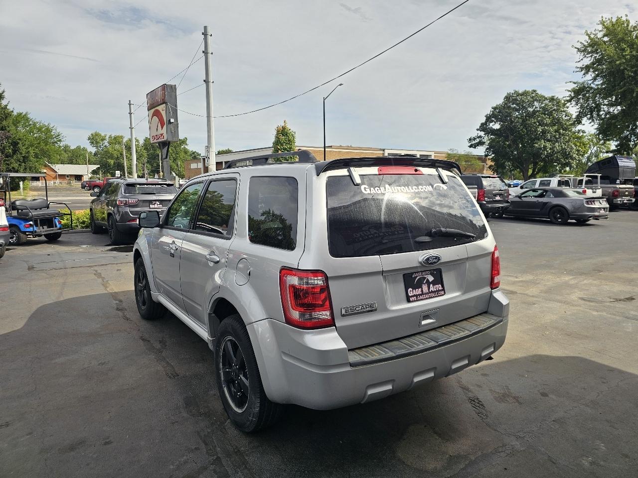 Ford Escape XLT FWD 2012