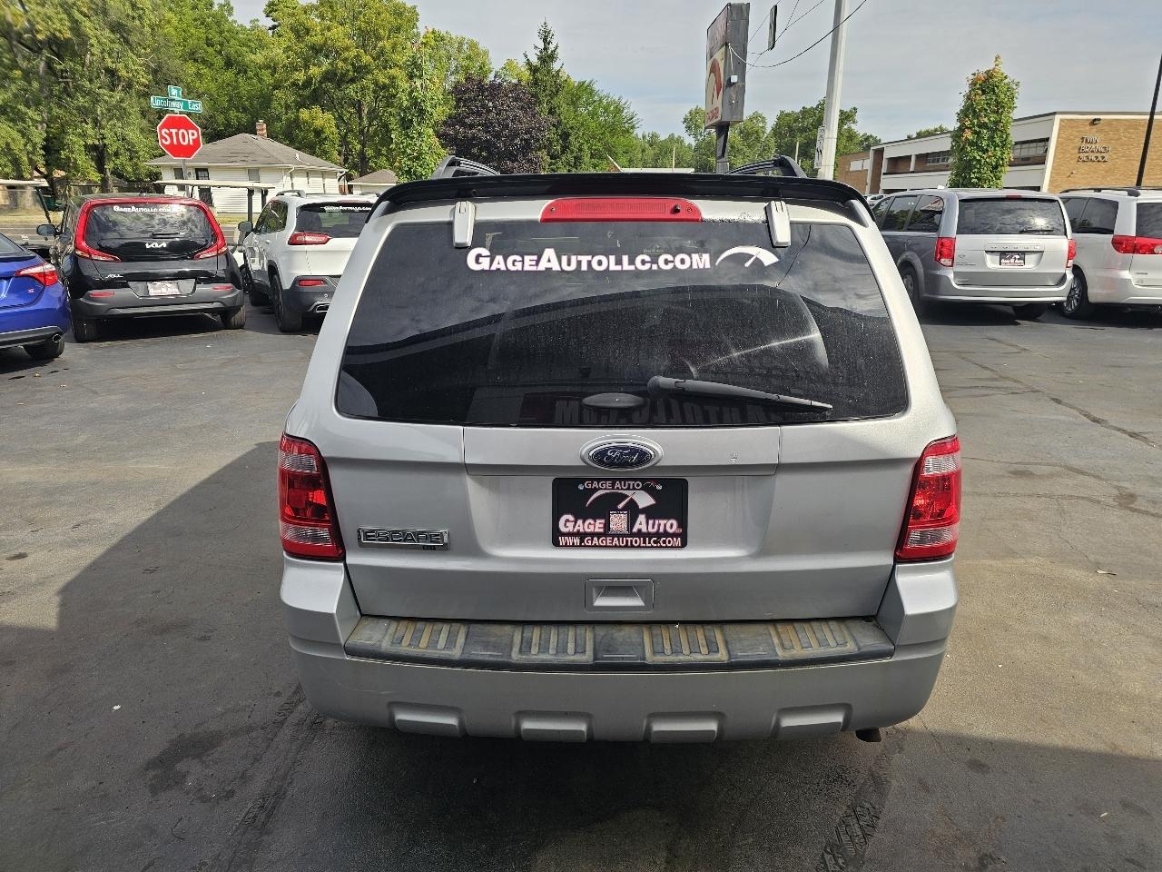 Ford Escape XLT FWD 2012