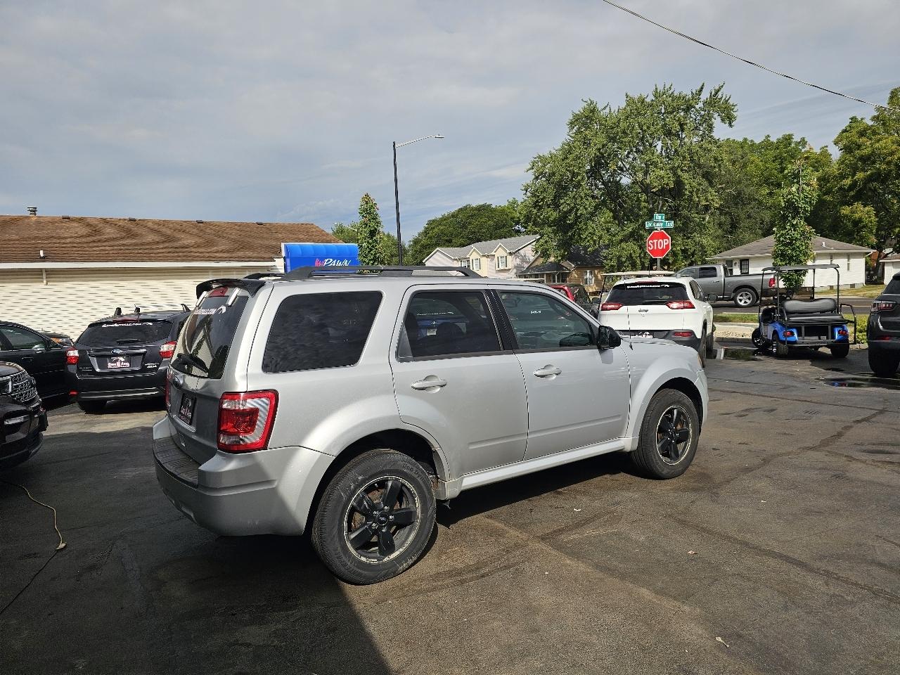 Ford Escape XLT FWD 2012