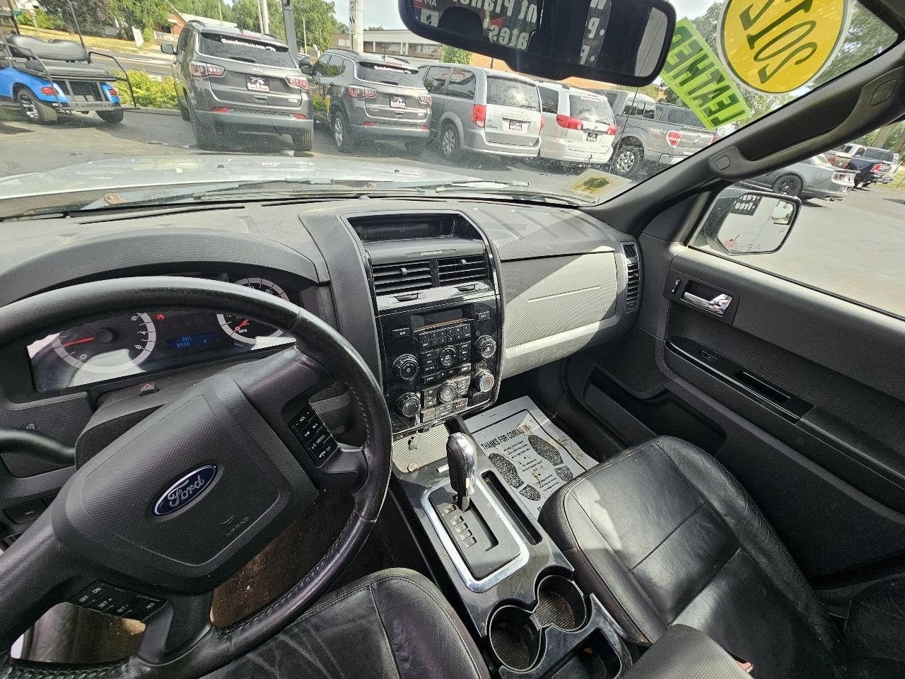 Ford Escape XLT FWD 2012