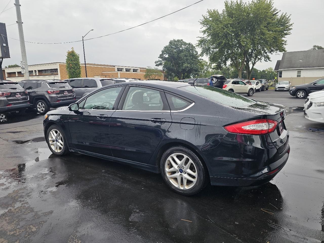 Ford Fusion SE 2014