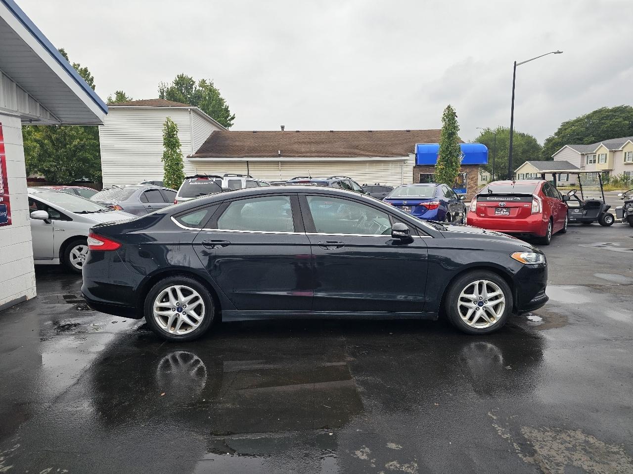 Ford Fusion SE 2014