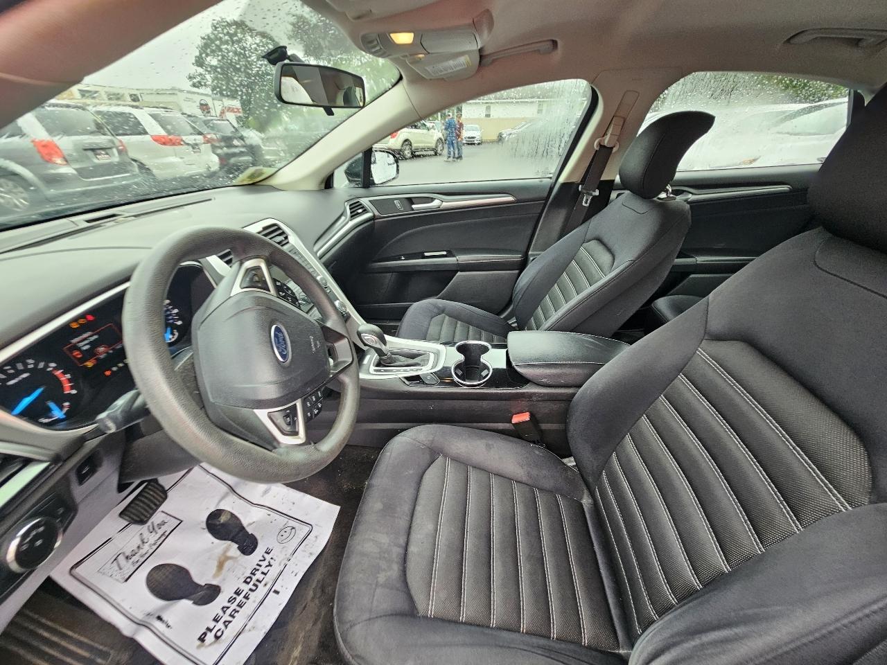 Ford Fusion SE 2014